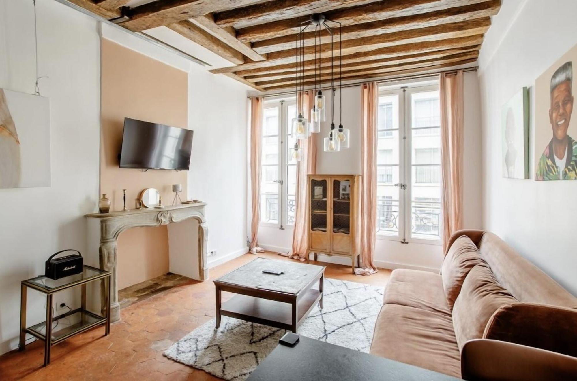 Le Clos St Louis Apartment