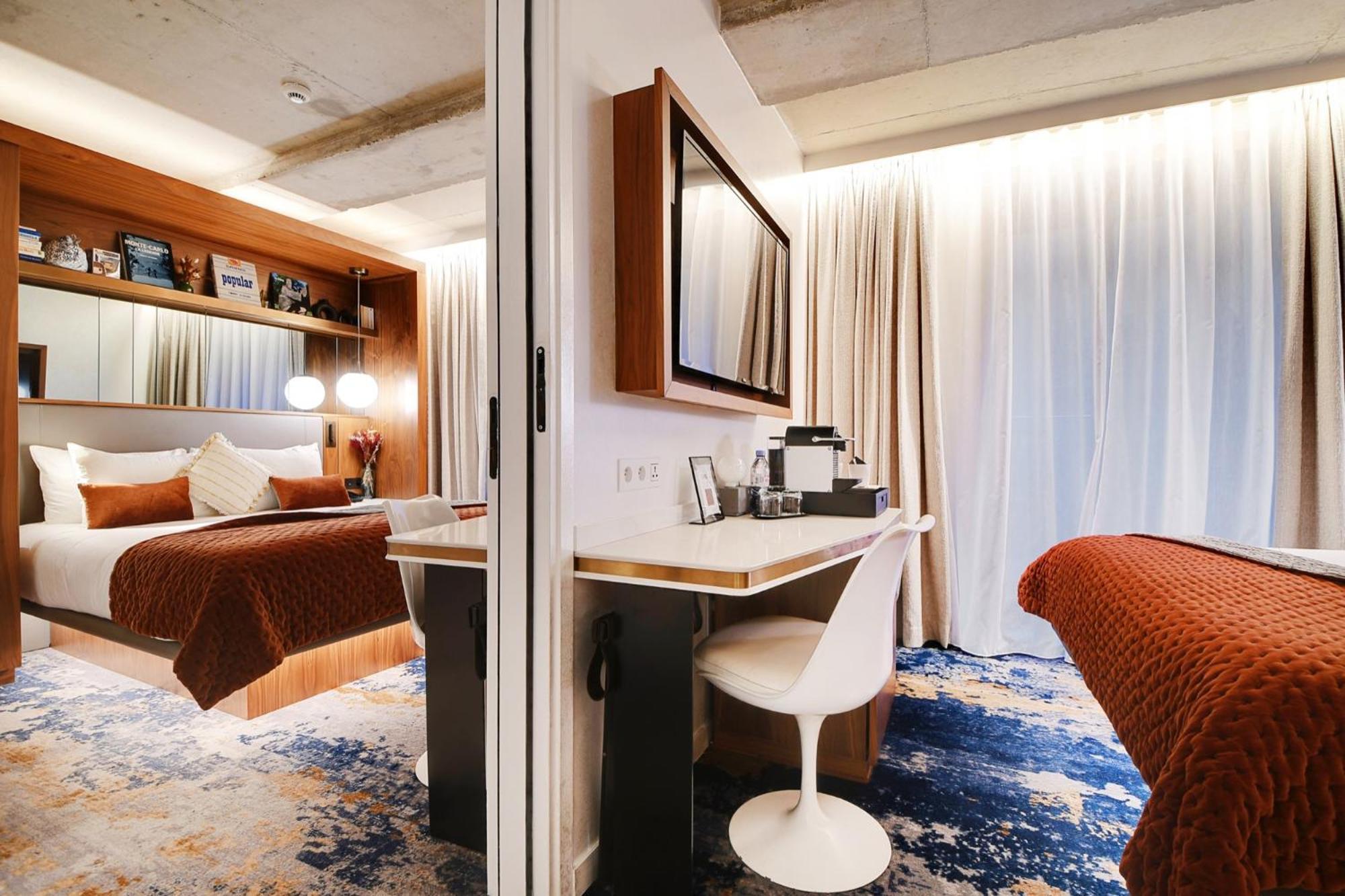 Hotel Card 4*