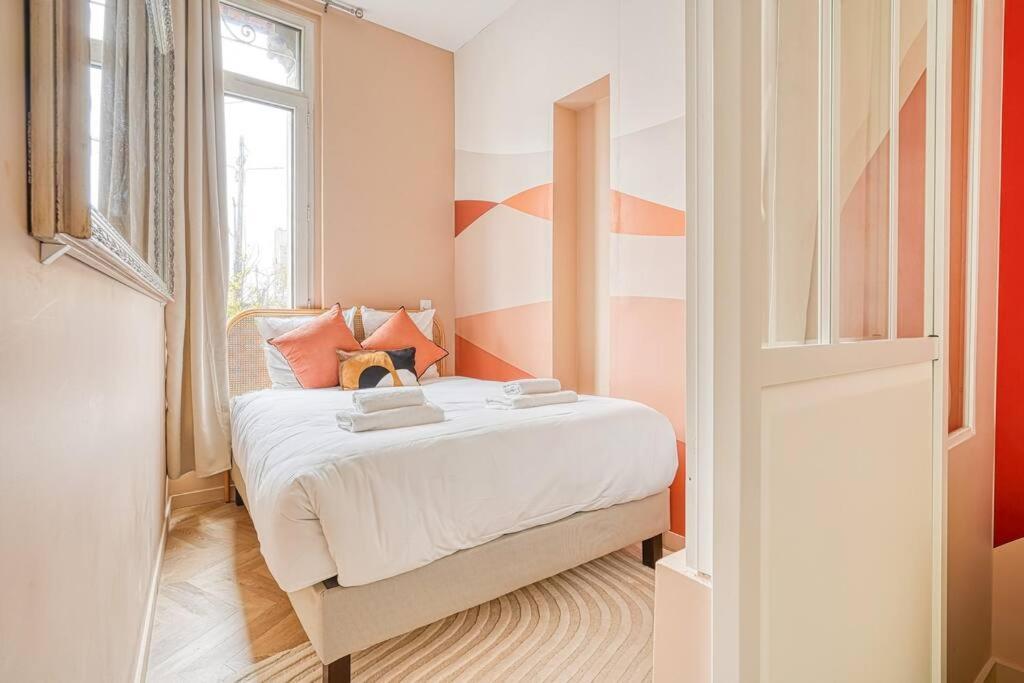 Appartement Place Du Marechal Juin - Ii Paris
