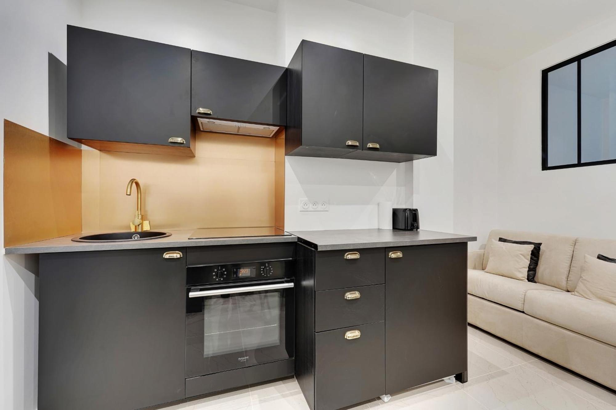 Comfortable Marx Dormoy Appartement