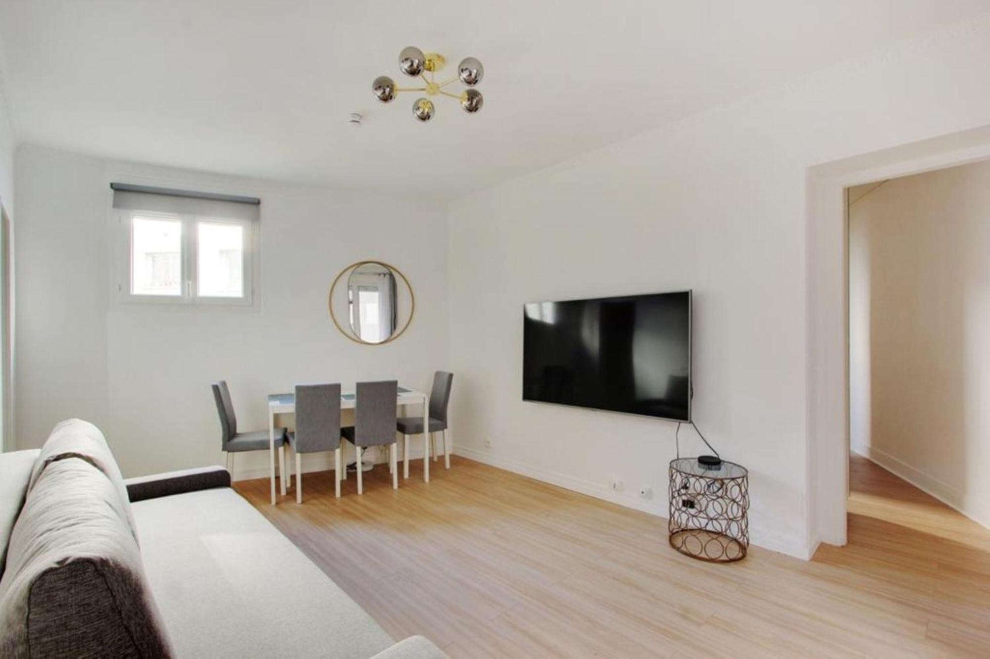 Apartment Claude Bernard *