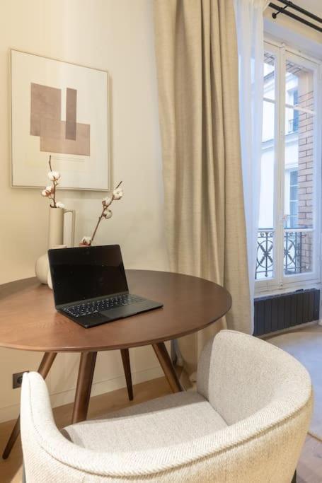 Marais - Magnificent 3br/bth Decorated With Taste Apartment Paris
