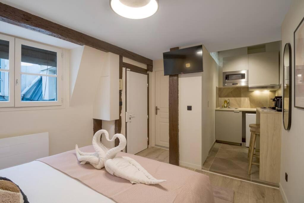 Apartment Studio 2pers # Ile St Louis # Bord De Seine Paris
