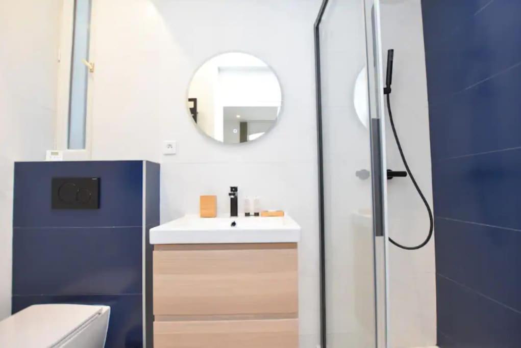 Appartement Charming -3br/6p-gare Du Nord/montmartre Paris