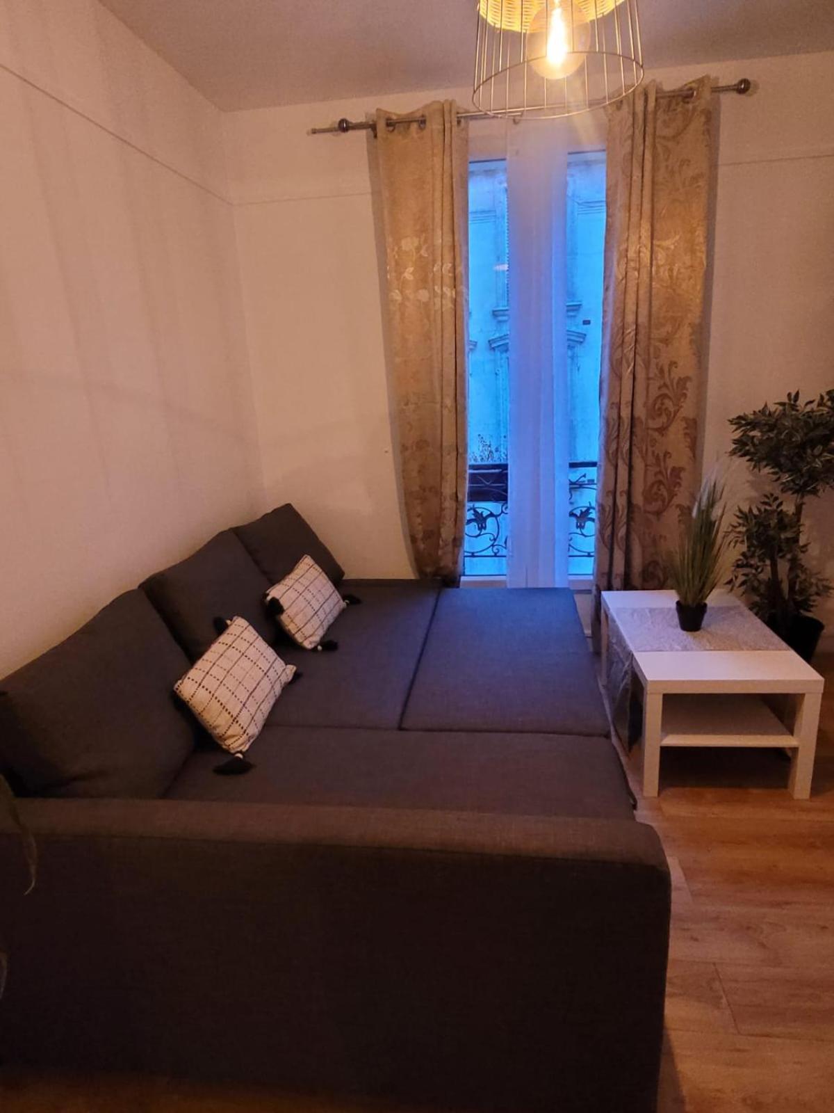 Apartment Pres De Montmartre 2