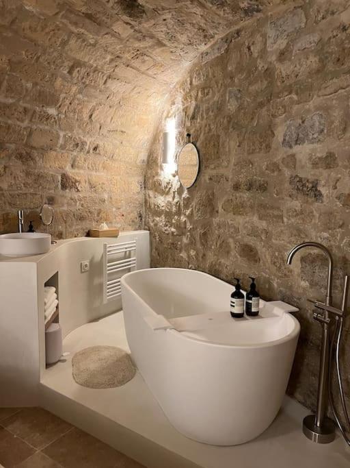 Marais - Unique Duplex Decorated With Taste Apartment