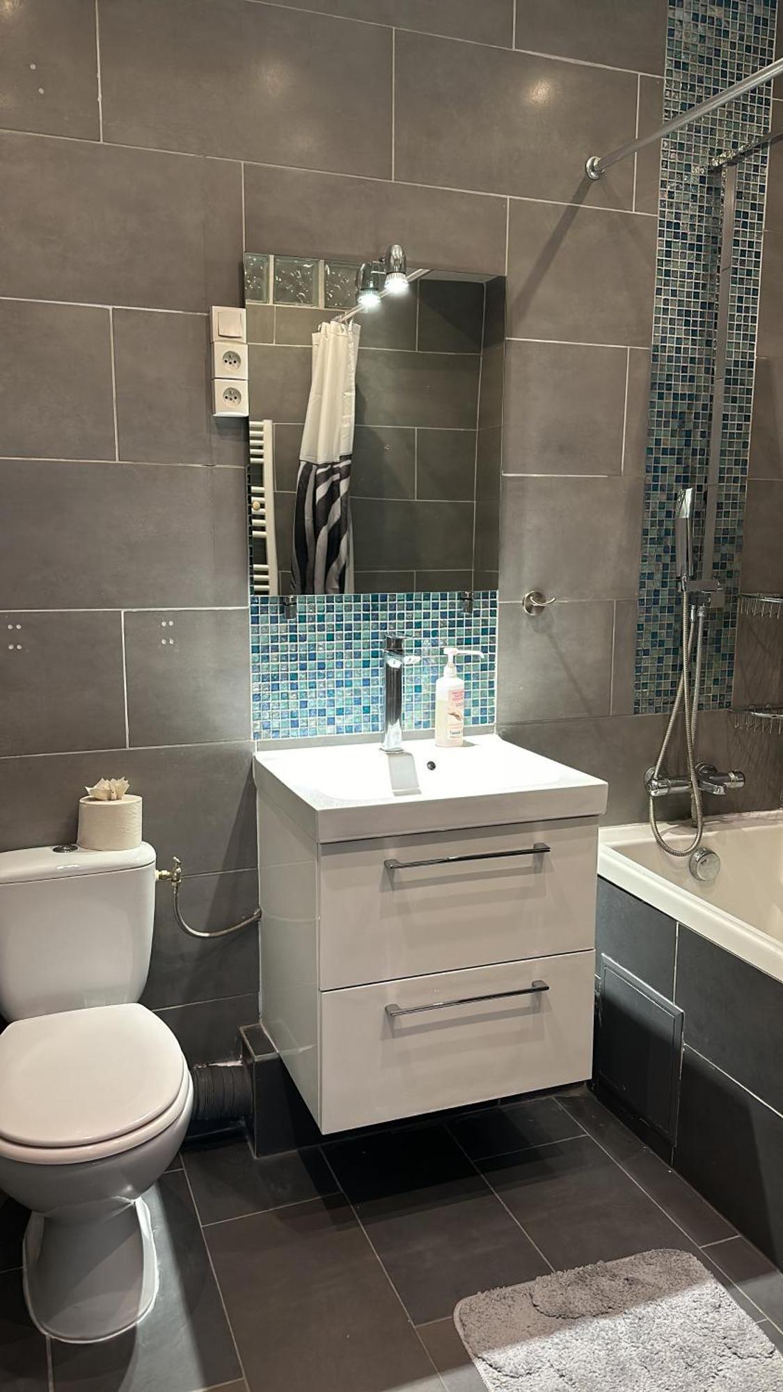Cosy Chatelets Les Halles Homestay