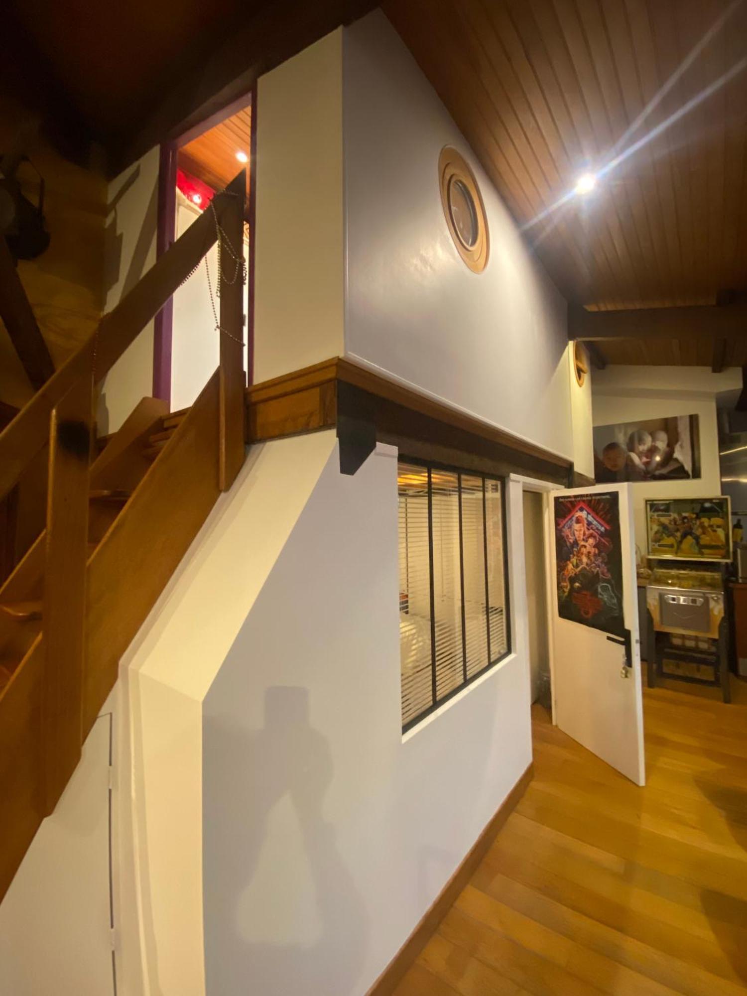 Loft Character With A View Of Court Apartment
