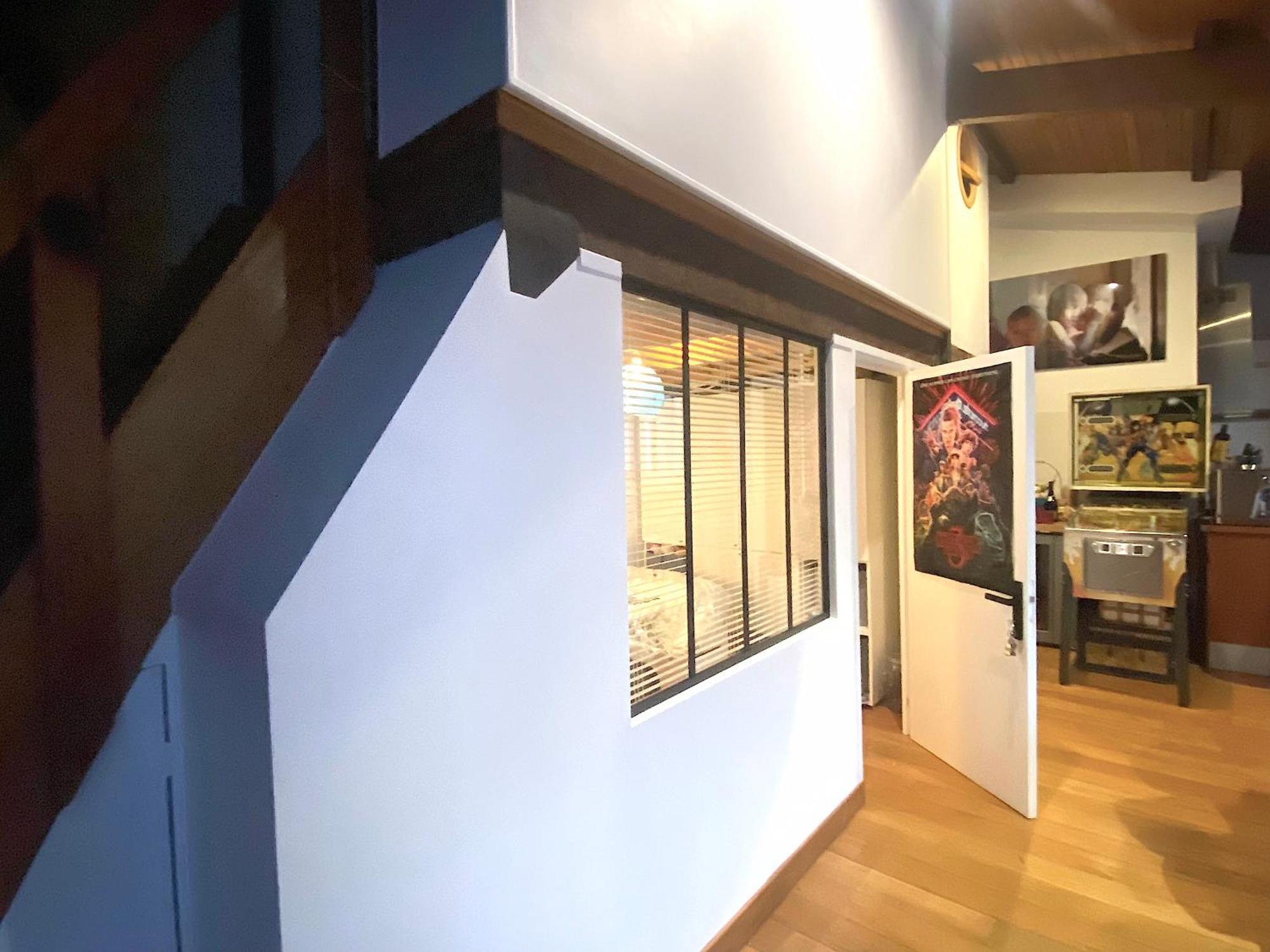 Loft Character With A View Of Court Apartment *