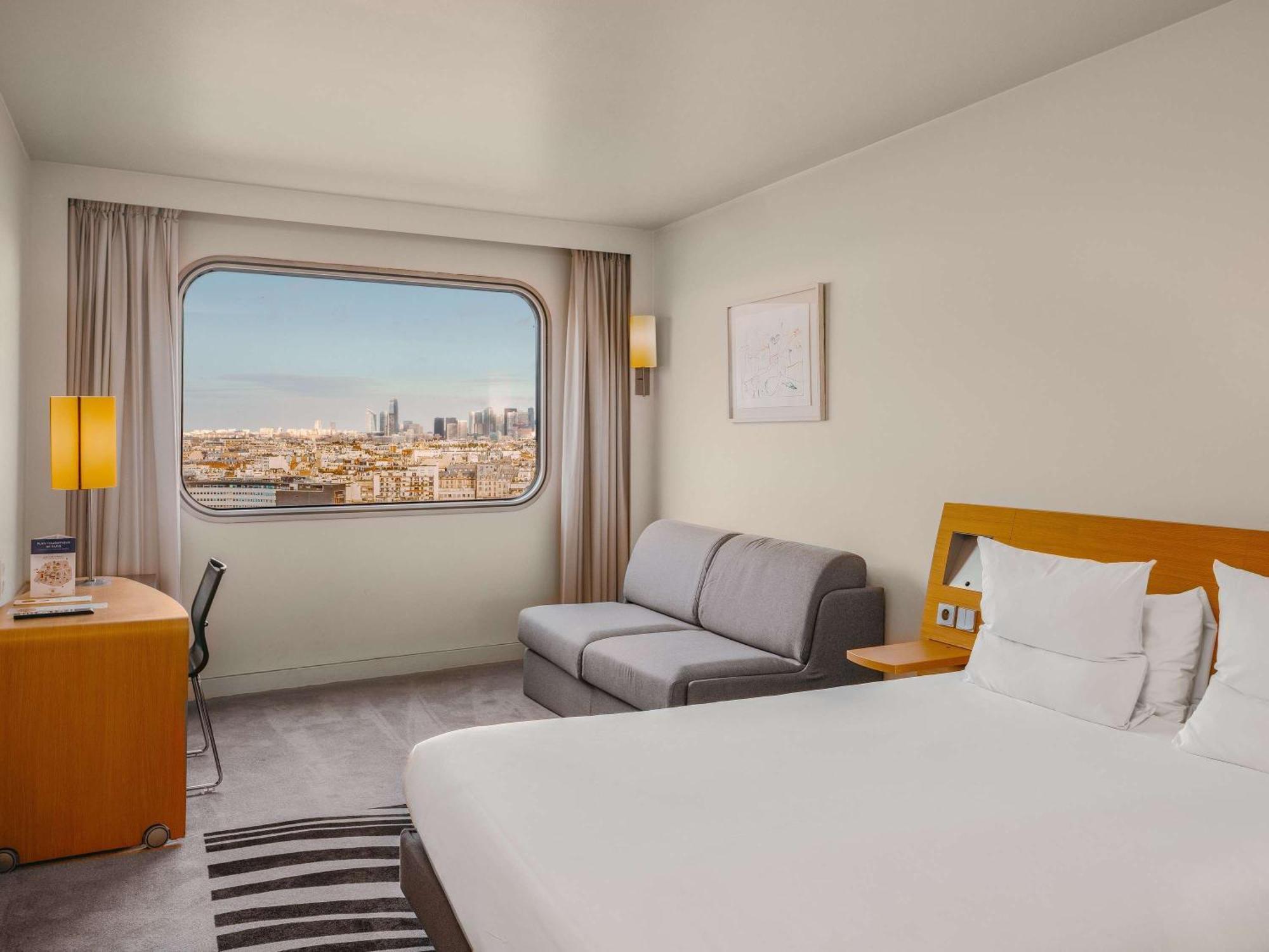 Novotel Centre Tour Eiffel 4* Paris