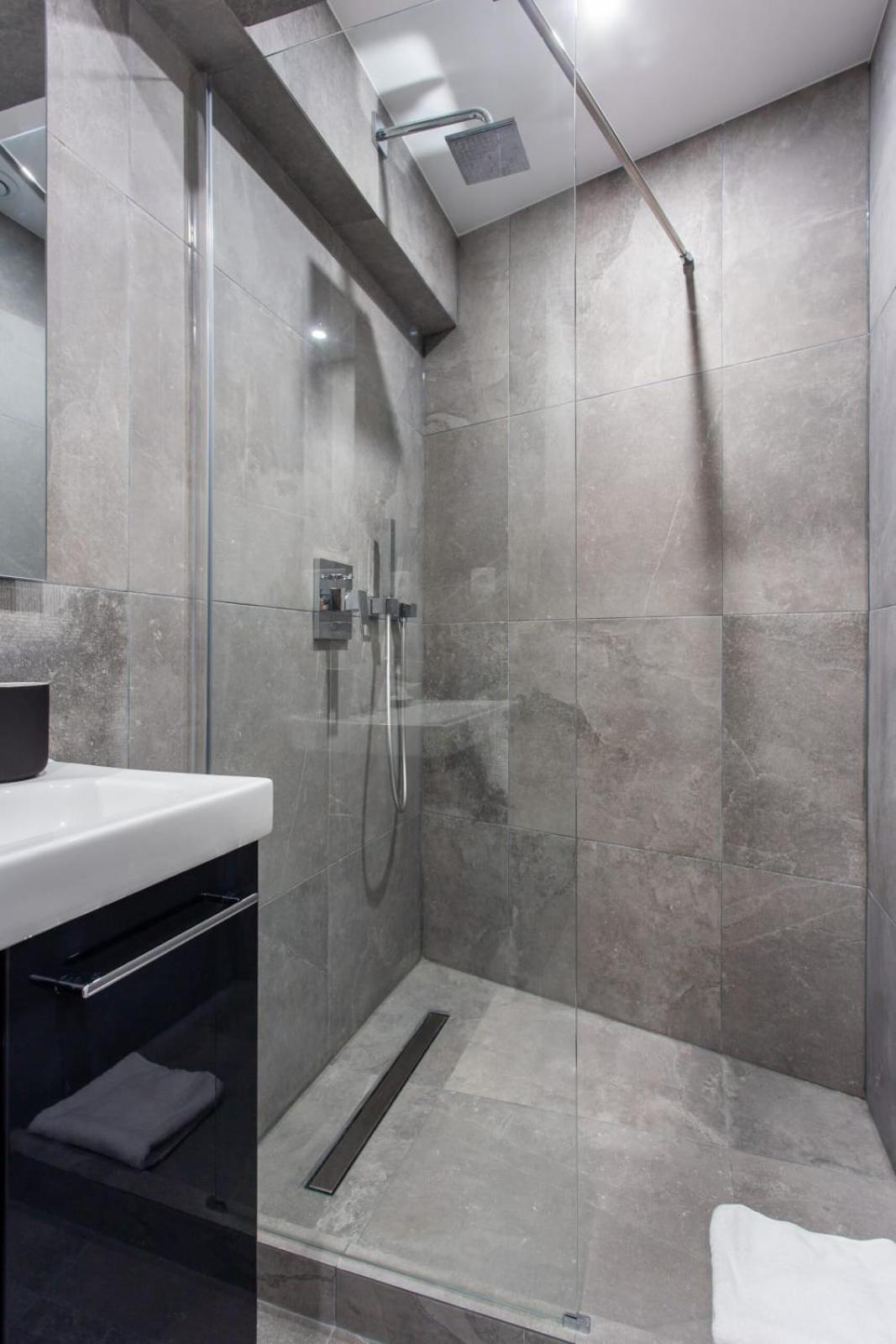 Apartment - Sacre Coeur