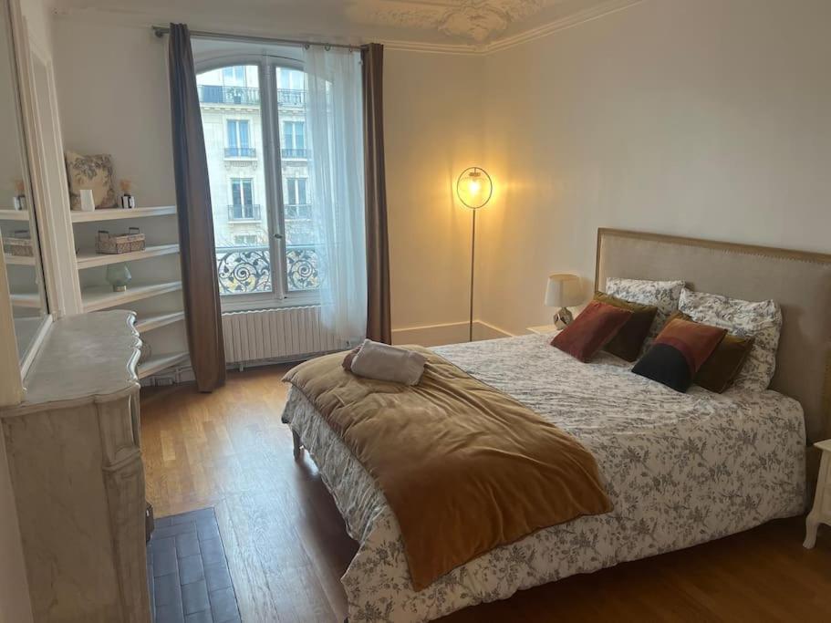 Apartment Guest Nearby Champs Elysees Paris