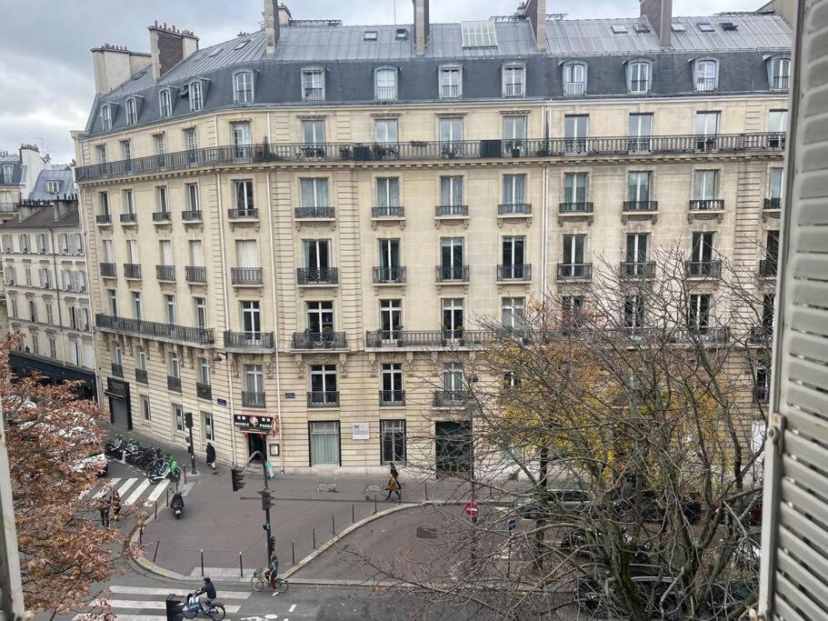 Guest Nearby Champs Elysees Apartment *