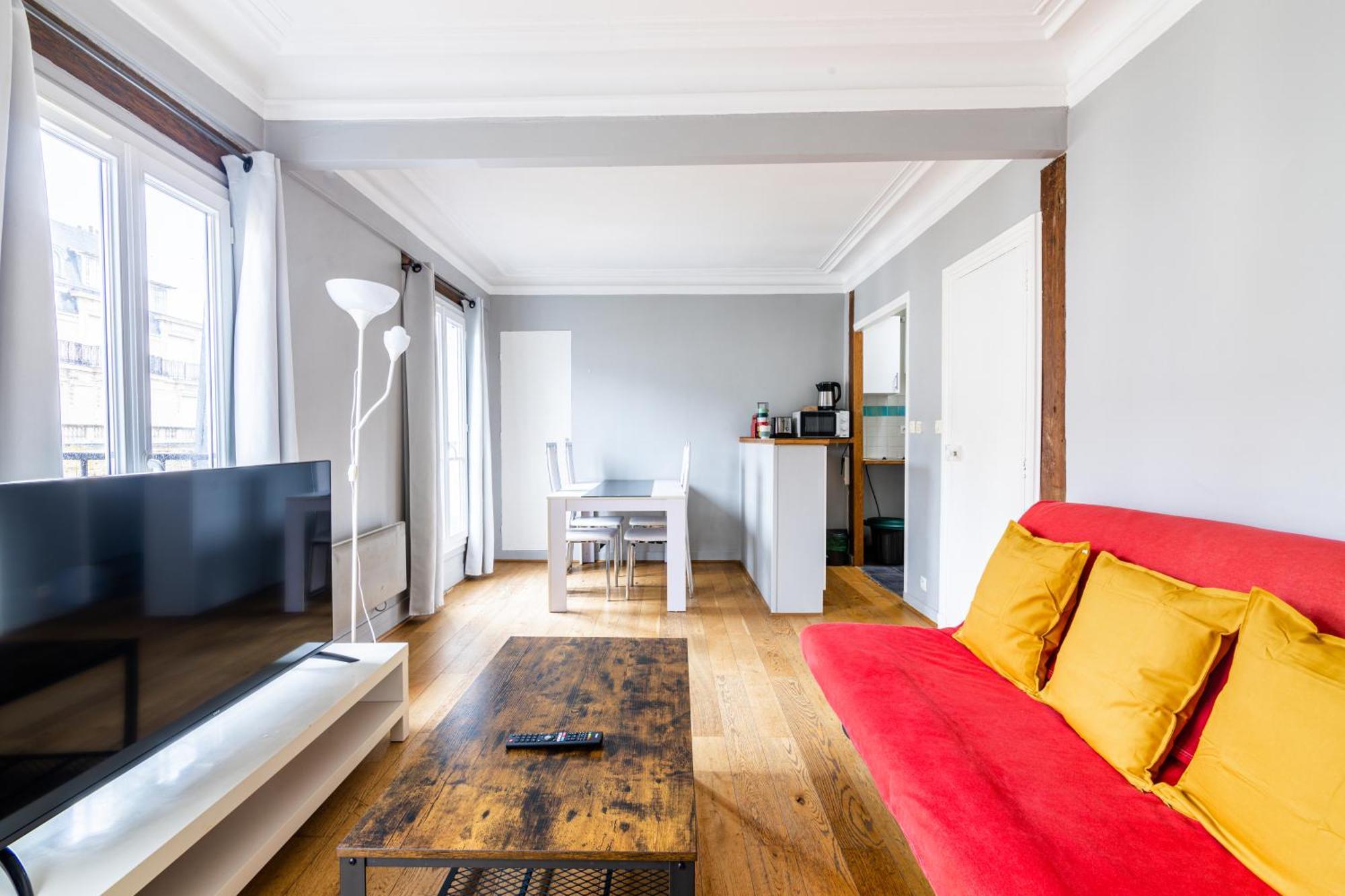 Apartment Luxurious 2 Bedroom Tour Eiffel Bourdonnais Free Netflix Paris