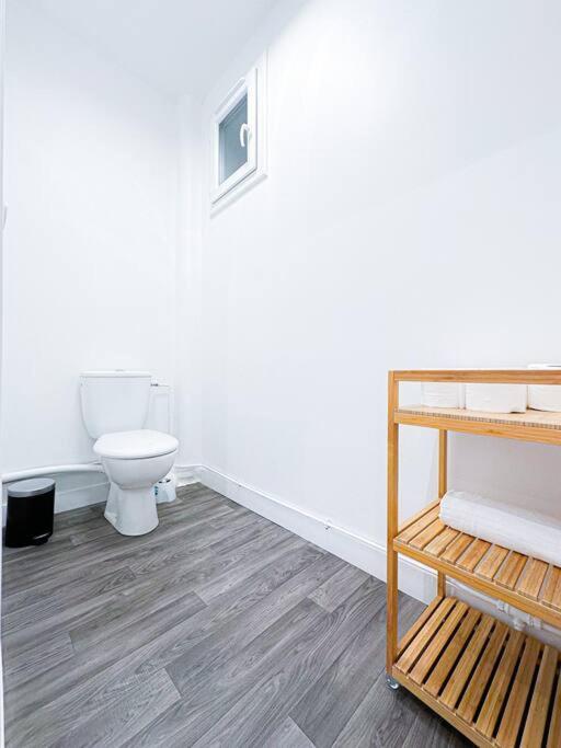 6pers-balcony-paris 12-hopital Trousseau Apartment *