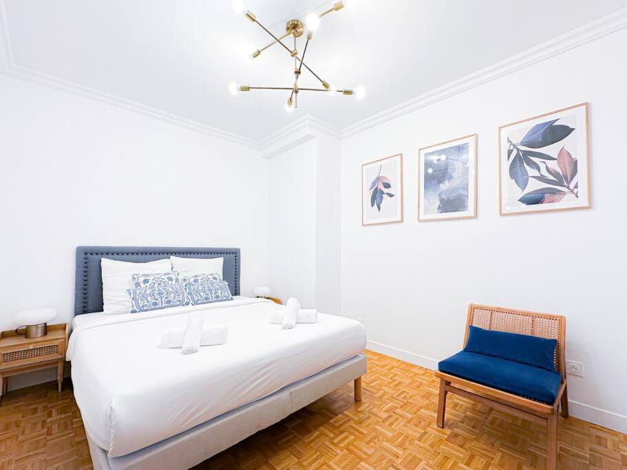 6pers-balcony-paris 12-hopital Trousseau
