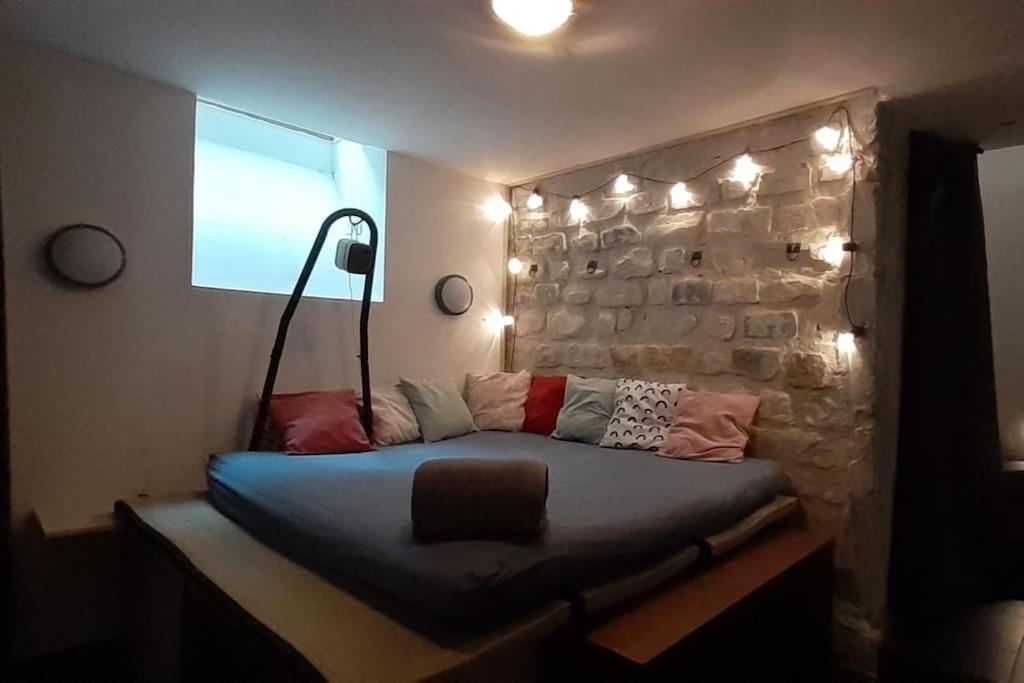 Apartment Au Coeur De Menilmontant Paris