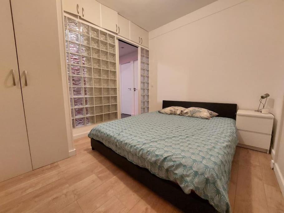 Apartment Au Coeur De Menilmontant