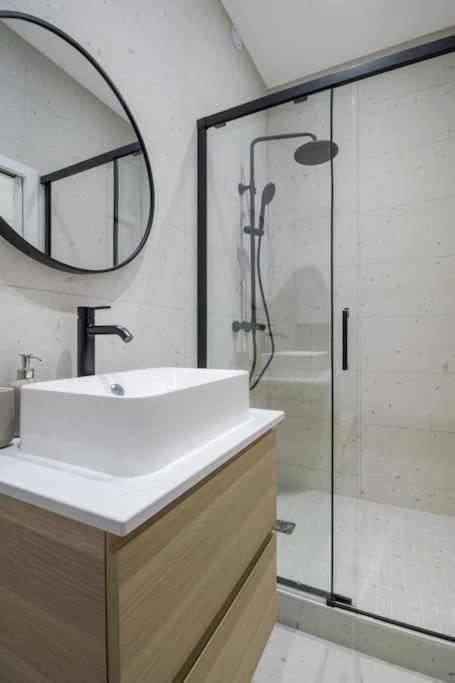 02.appart 4pers#1 Bedroom#pigalle#opera#paris 9 Apartment Paris