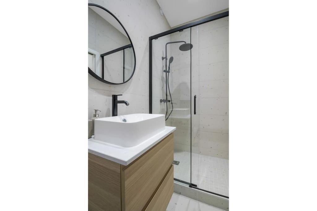 Apartment 02.appart 4pers#1 Bedroom#pigalle#opera#paris 9 *