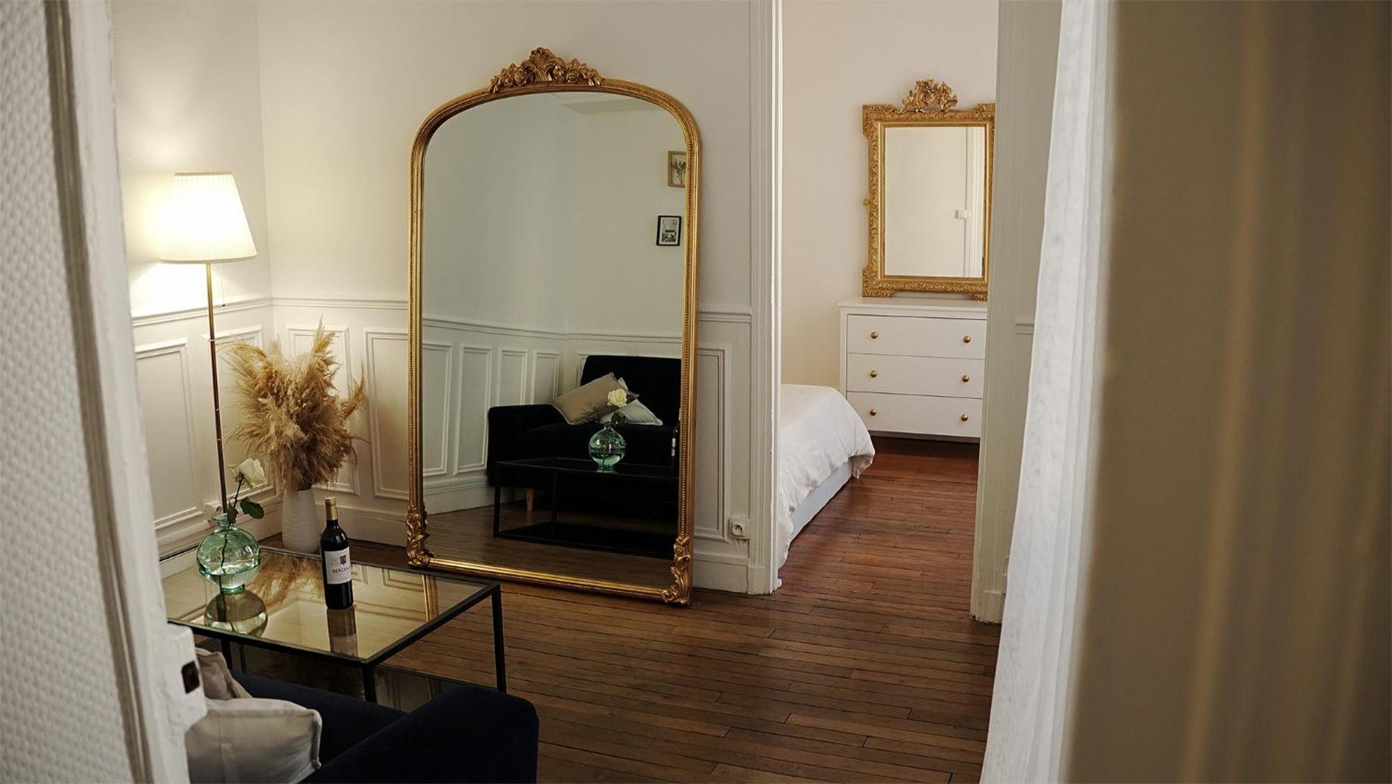 Magnifique Tour Eiffel / Rue Cler Apartment *