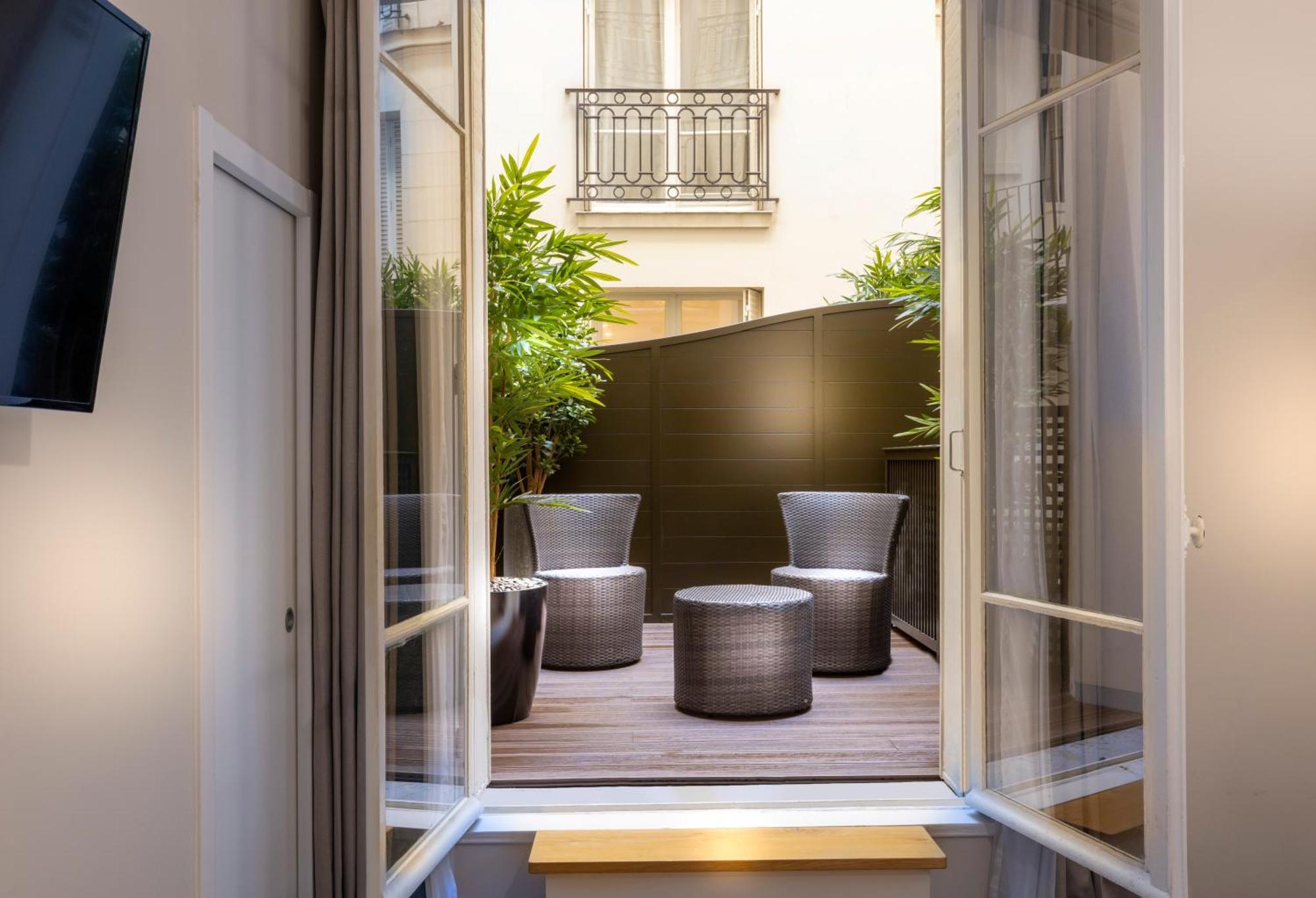 Charles Floquet 3* Paris