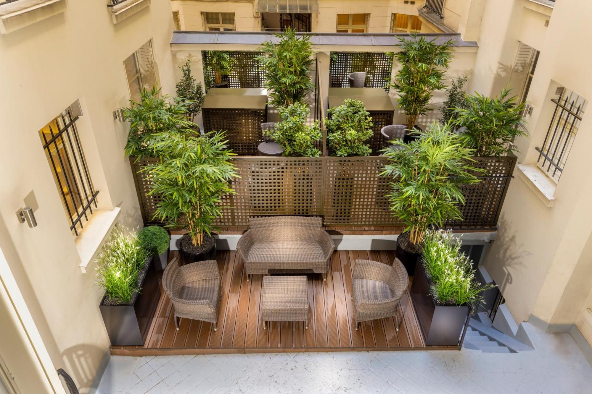 Aparthotel Charles Floquet 3*