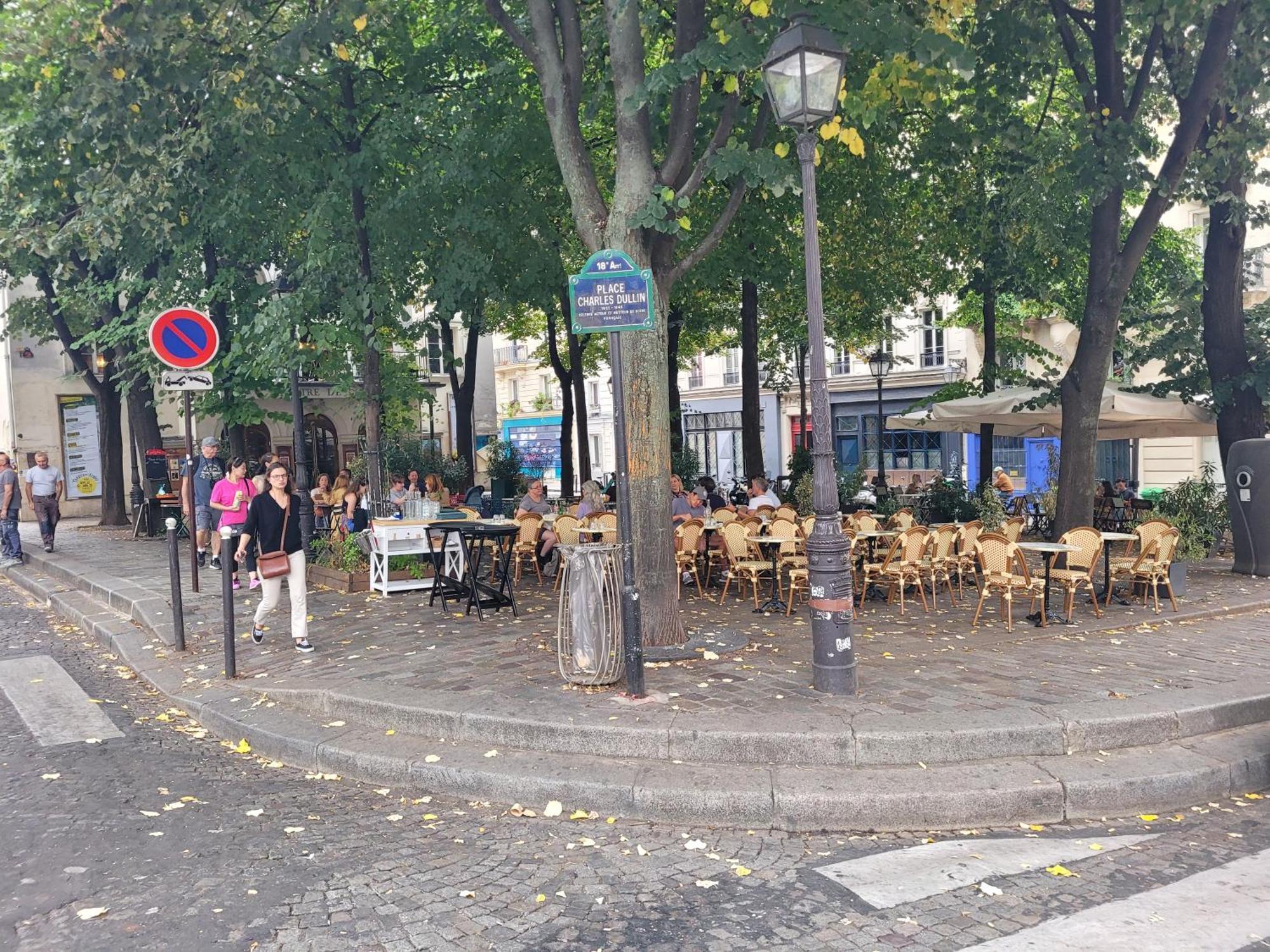 Bien Equipe Au Calme A Montmartre Apartment