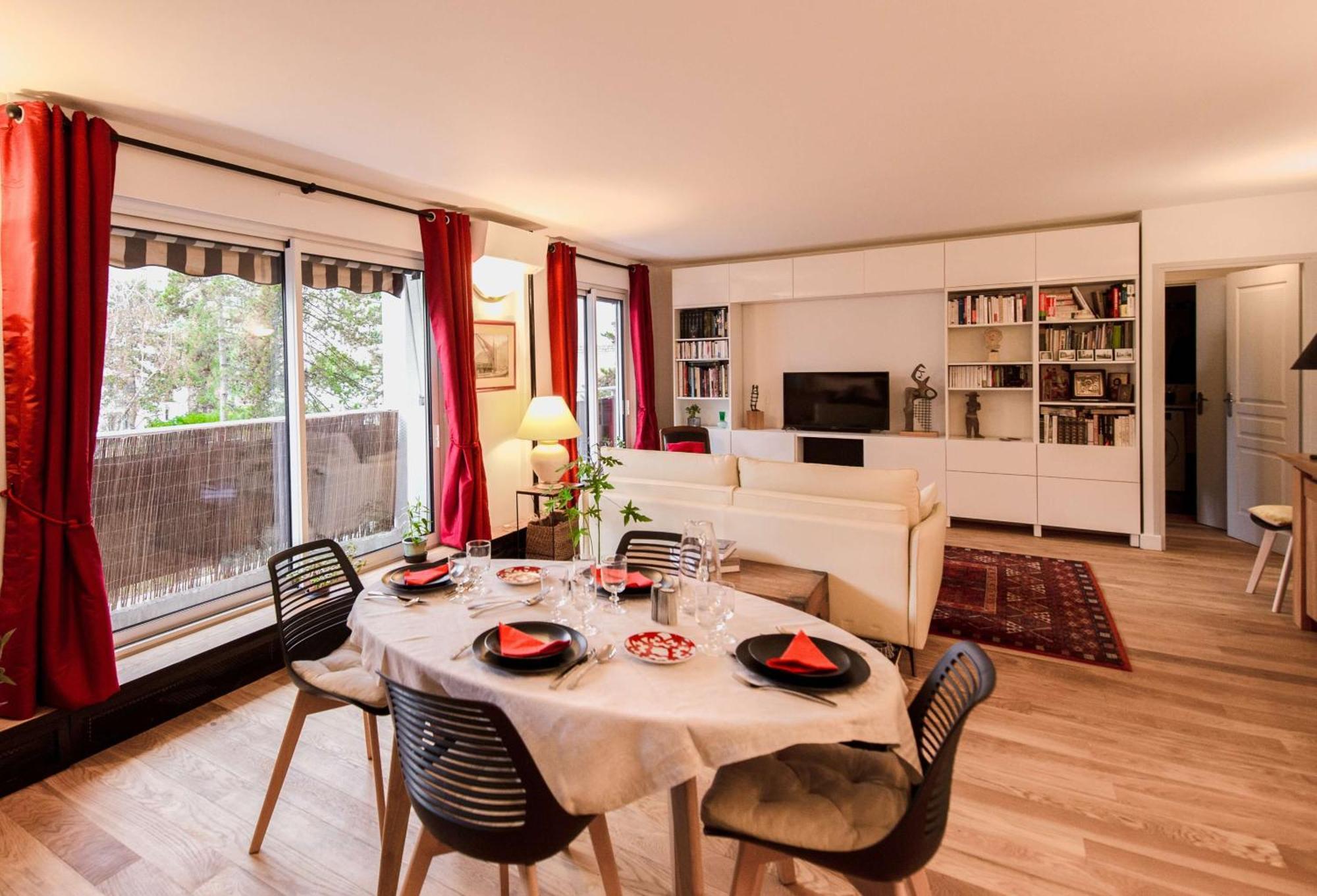 Paris-daumesnil - Grand 2 Pieces 4 Etoiles De Charme Sur Jardin - 61m2, Pour 4p - Large 4 Star Charming 1 Bedroom For 4 With Ac Appartement *
