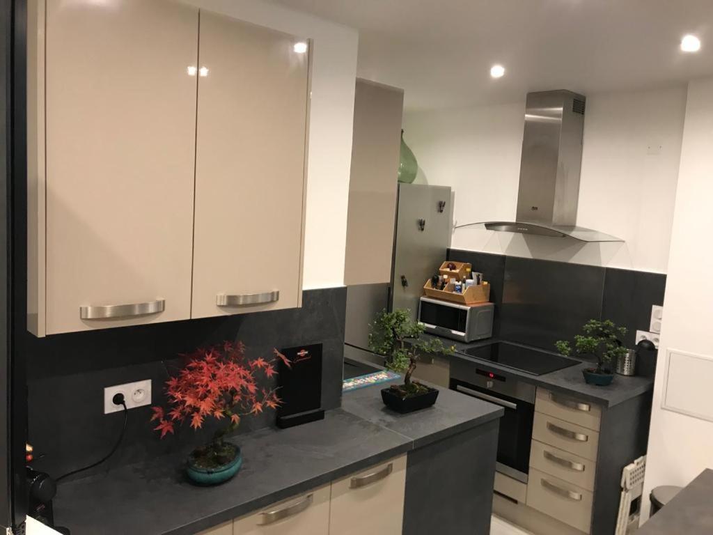 Cosy In 15th - Convention Center Apartment