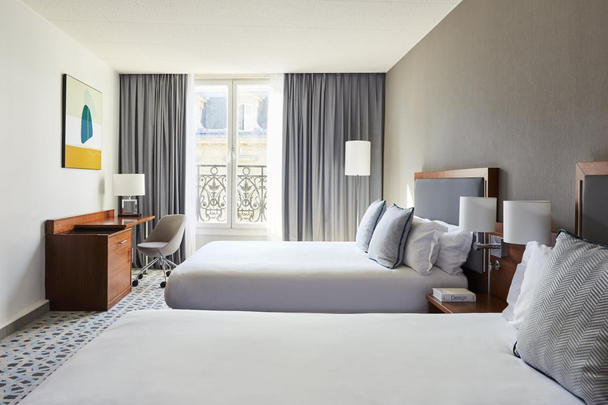 Crowne Plaza Republique By Ihg Hotel