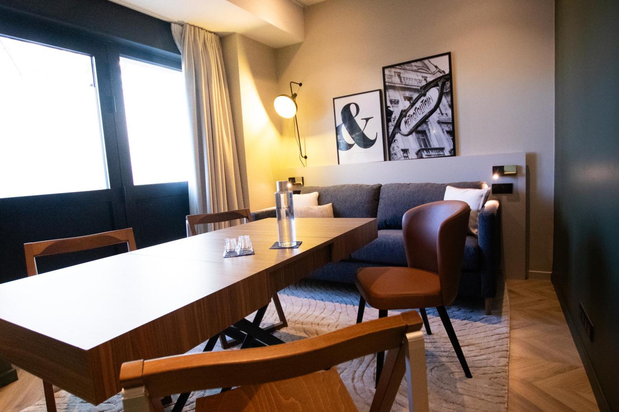 Mercure Tour Eiffel Pont Mirabeau Paris