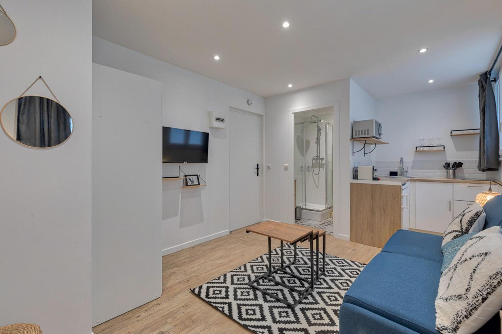 - Buttes Chaumont Botzaris Appartement *