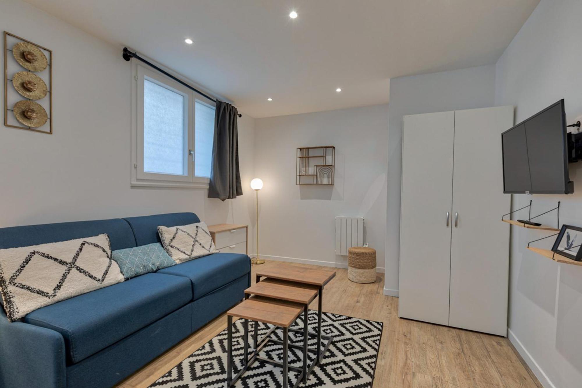 - Buttes Chaumont Botzaris Appartement Paris