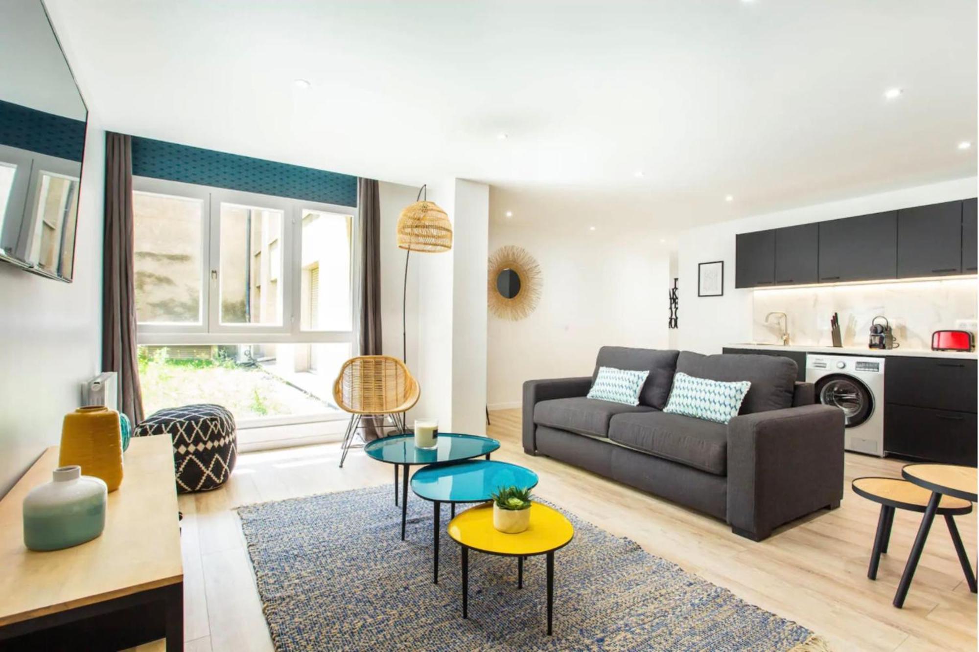 - Buttes Chaumont Botzaris Appartement Paris