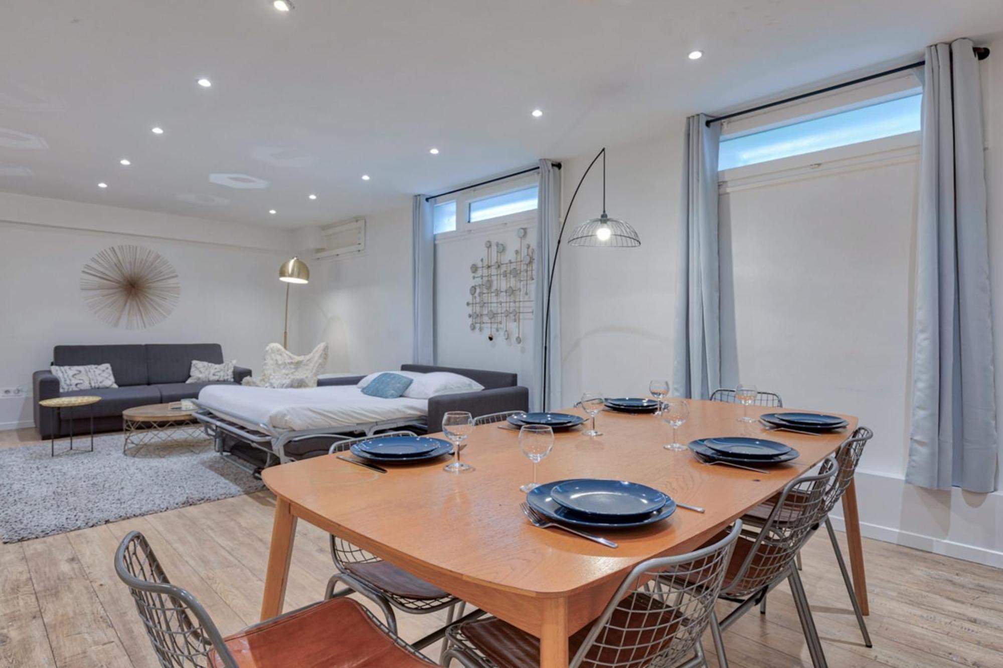 - Buttes Chaumont Botzaris Appartement *