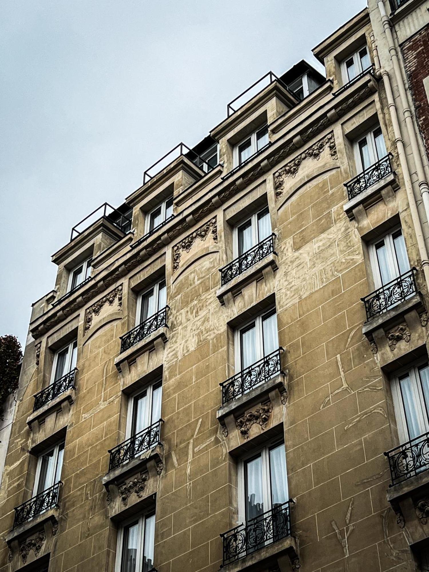 De Flore - Montmartre Hotel 3*