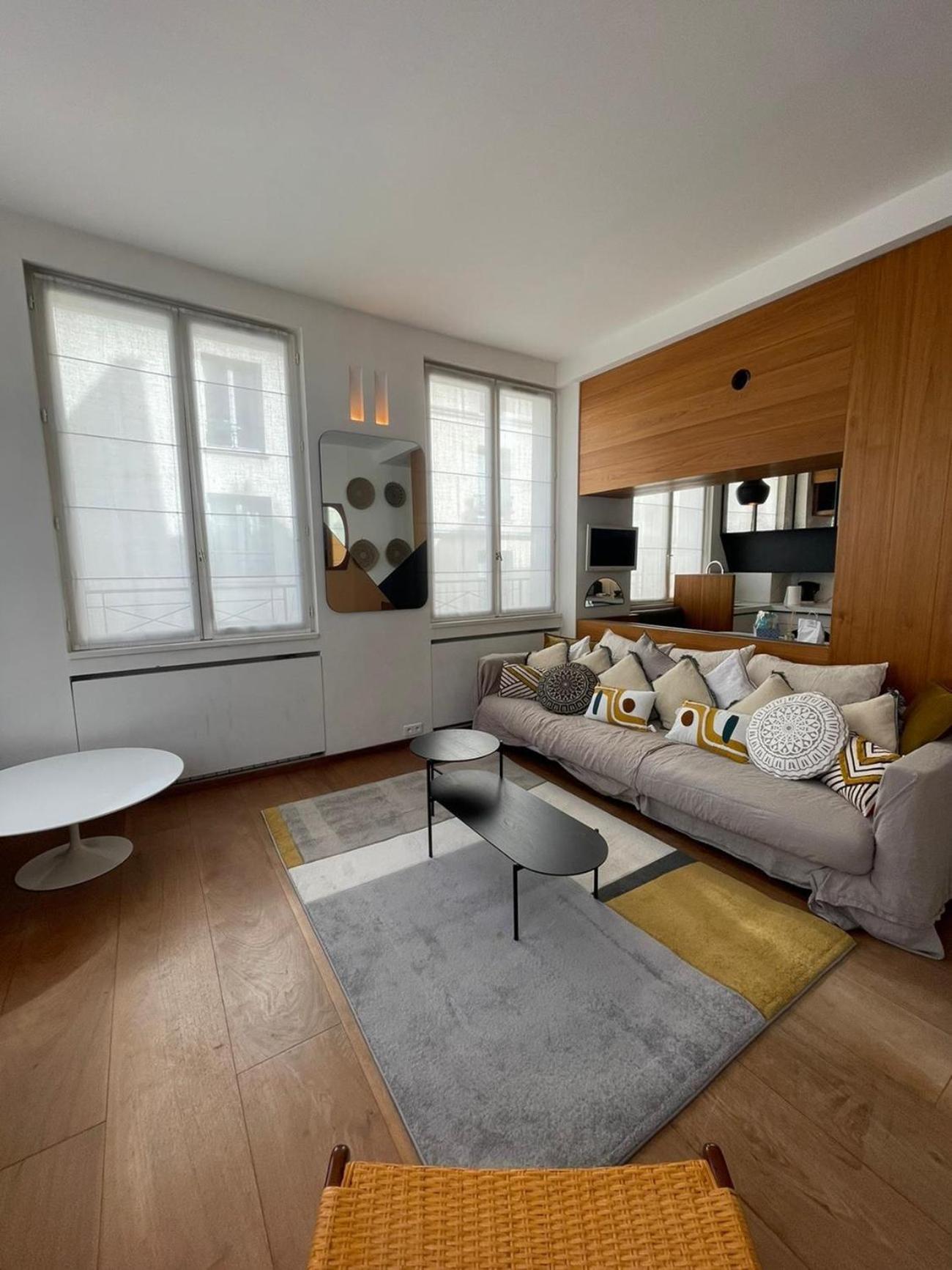 155 - Urban Luxury Flat In