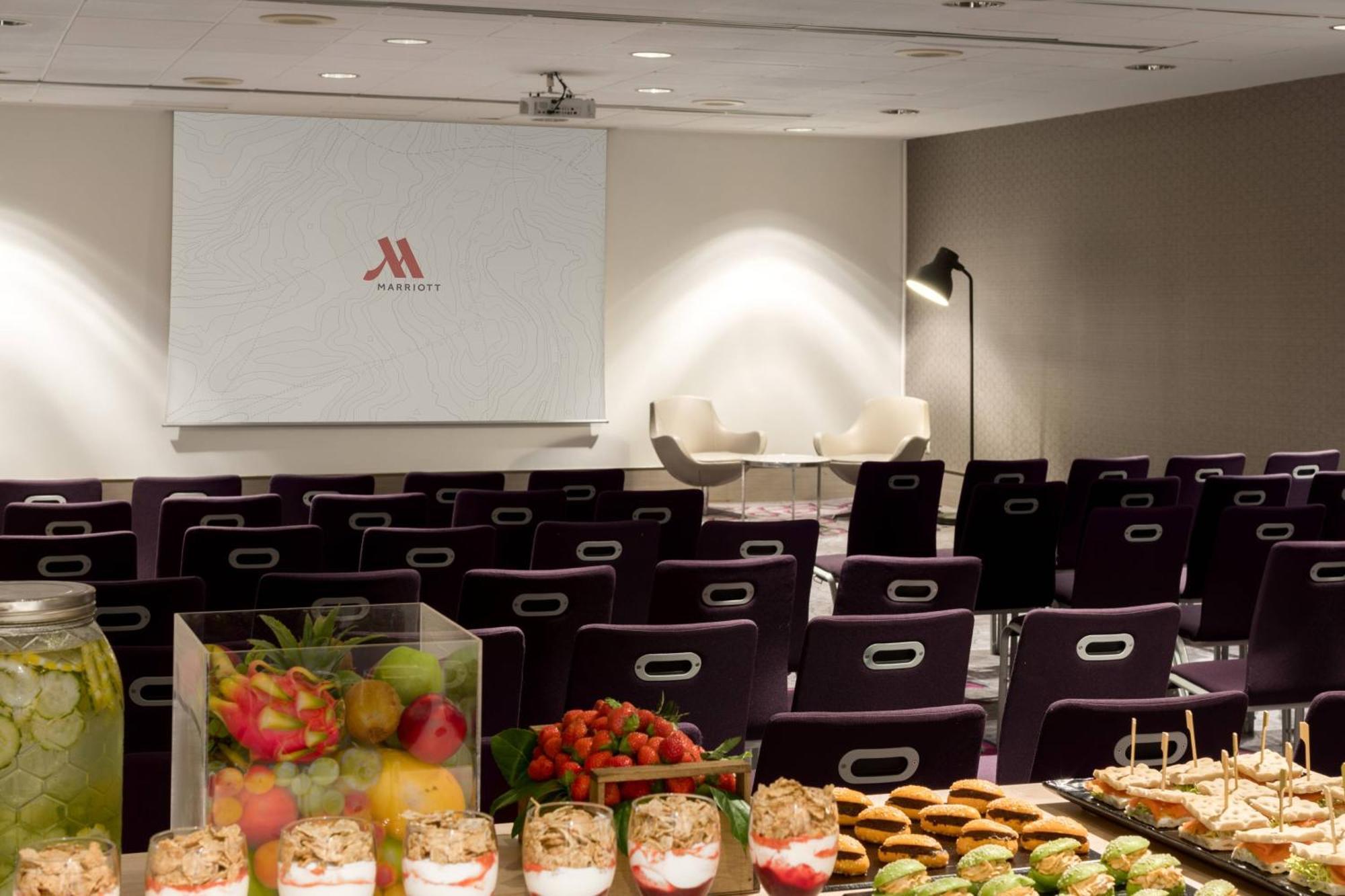 Marriott Rive Gauche & Conference Center