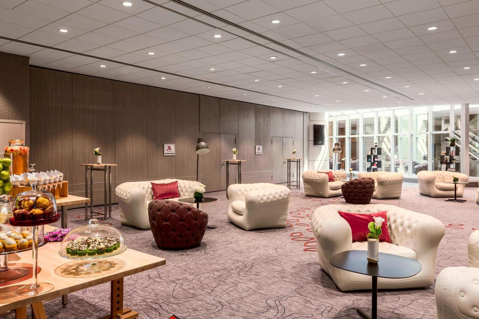 Marriott Rive Gauche & Conference Center Paris