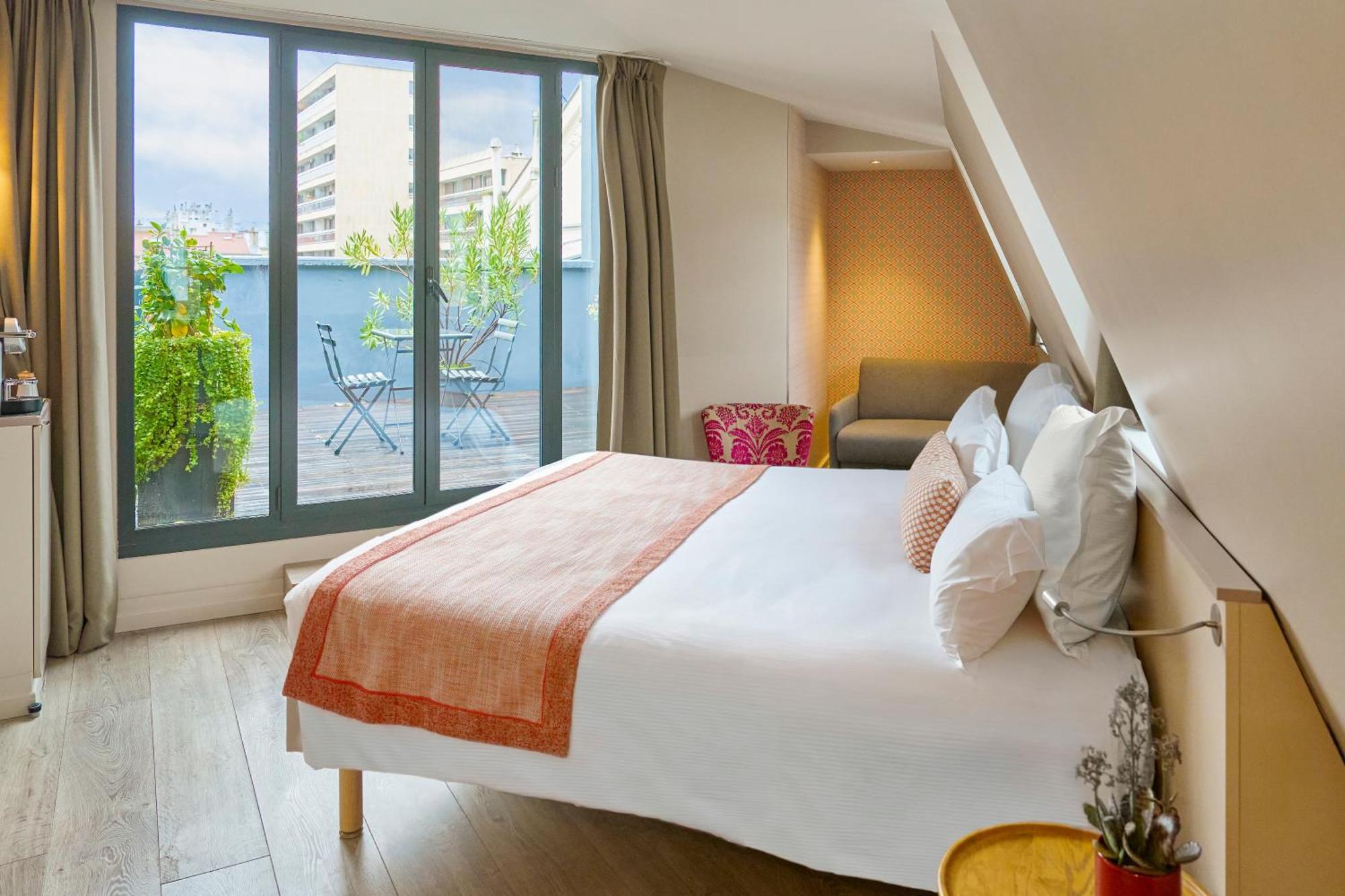 Hotel Vic Eiffel Paris