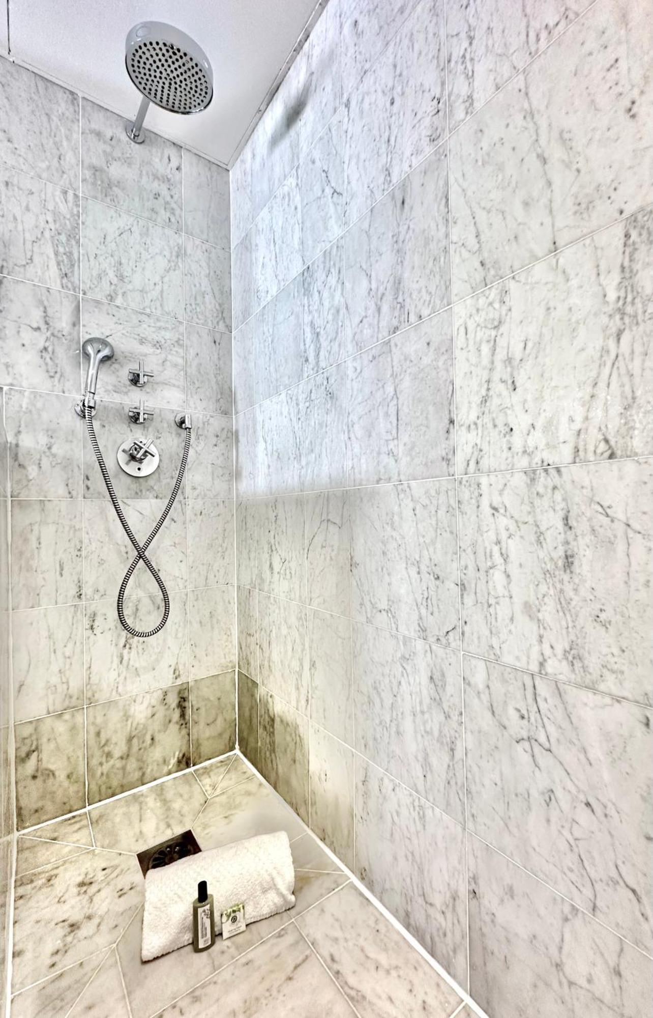 Luxurious Flat In Saint-germain-des-pres *