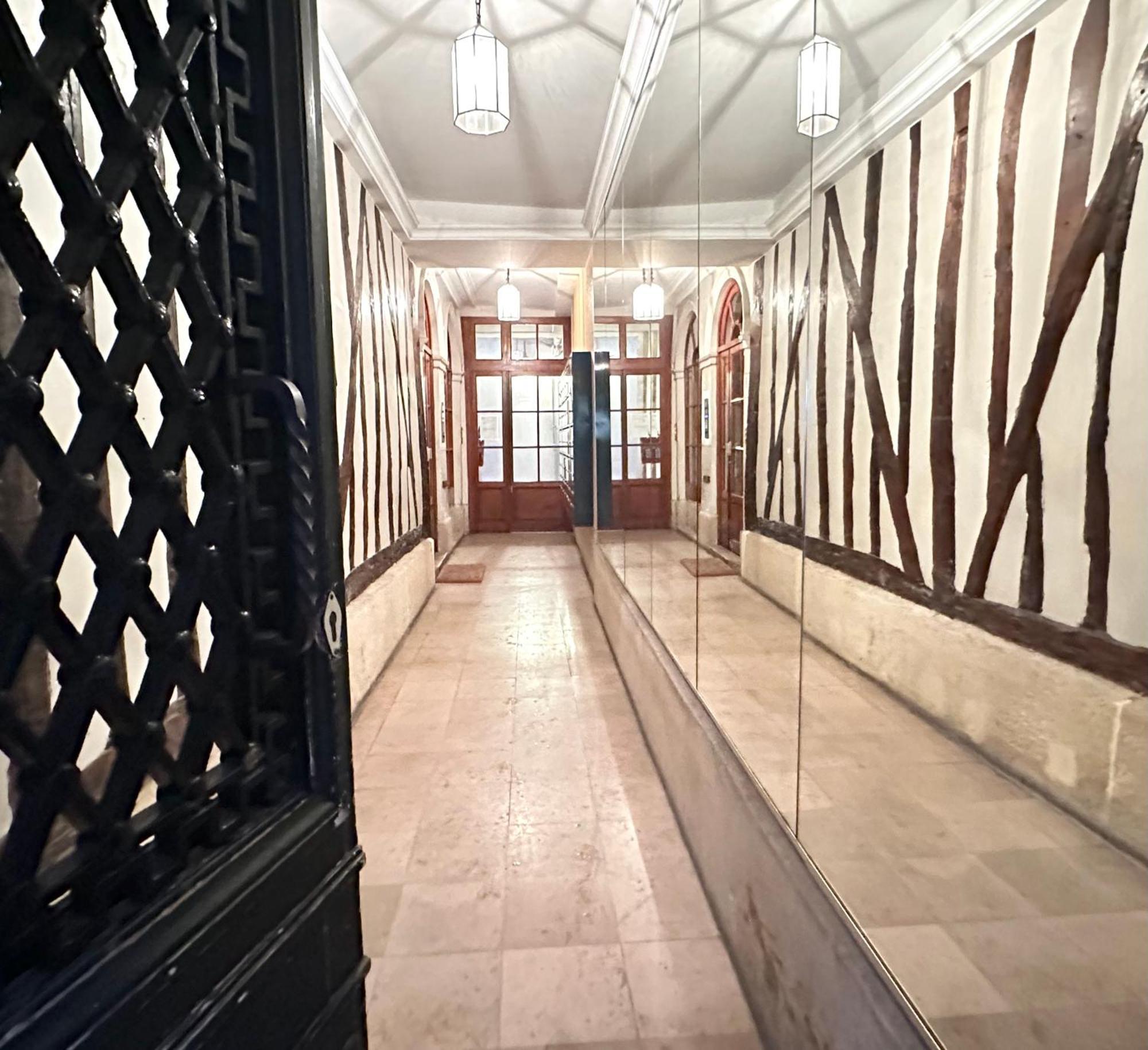 Luxurious Flat In Saint-germain-des-pres Apartment *