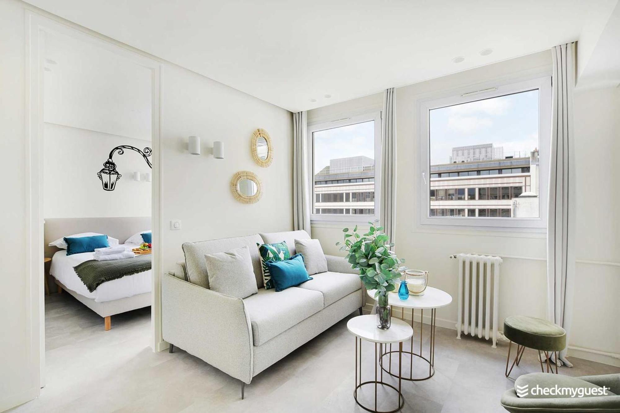 Champs Elysees - Ponthieu Apartment Paris