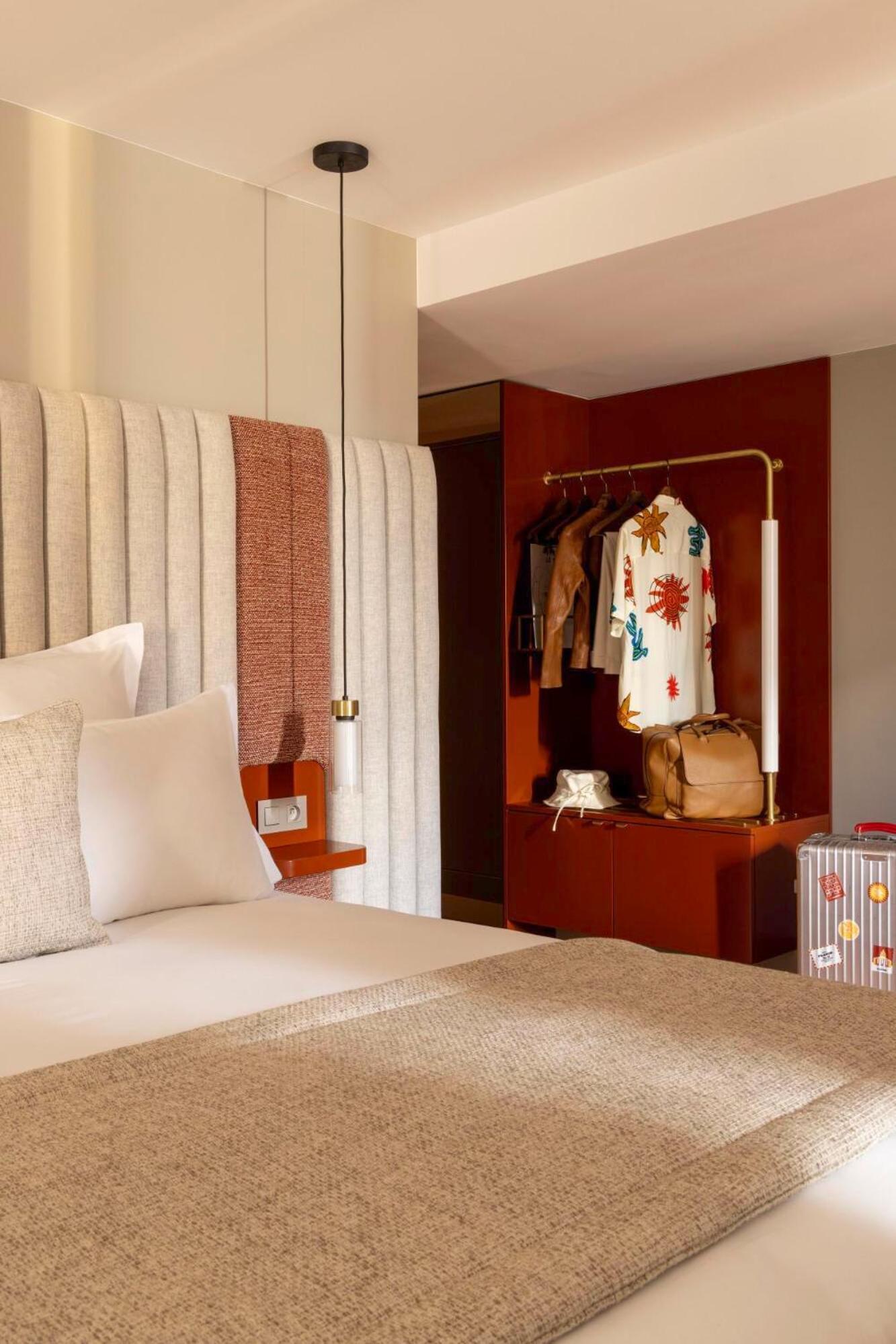 Pilgrim 4* Paris