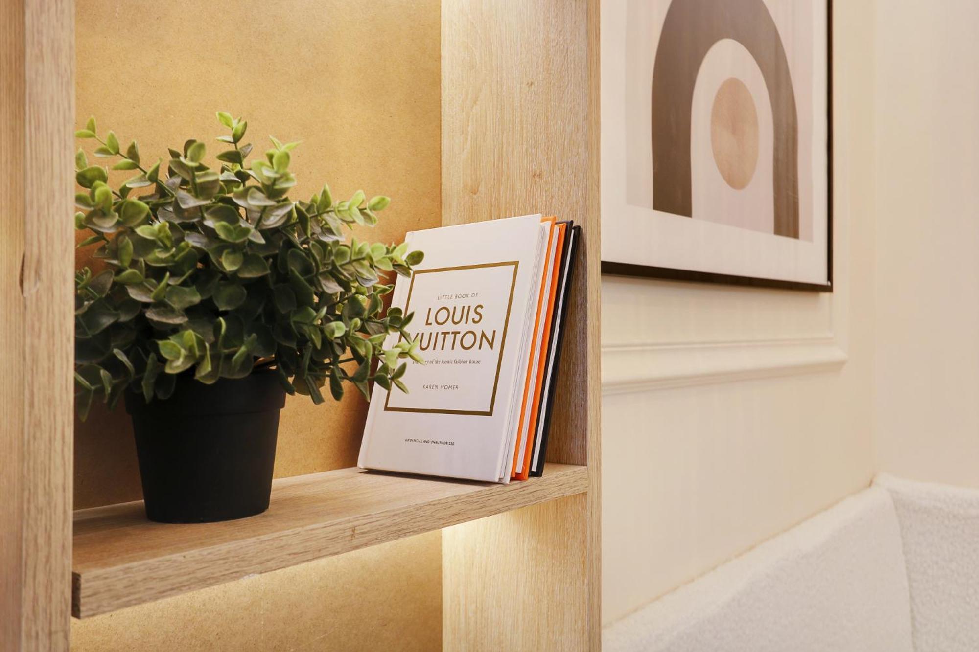 Off Majesti Upper Marais Apartment- Rue Du Faubourg Saint-martin Appartement *