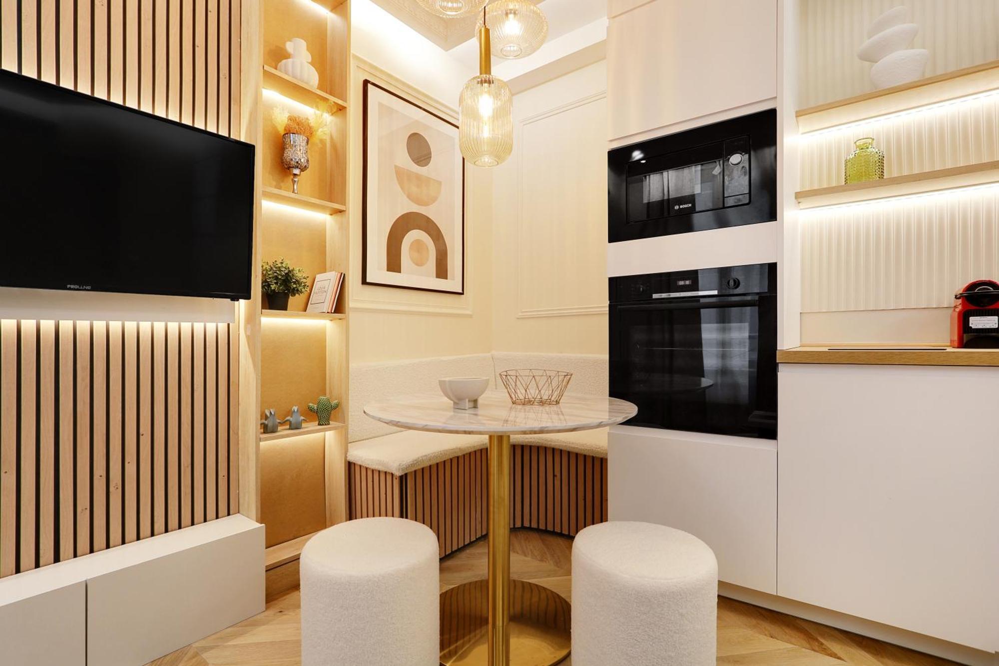 Appartement Off Majesti Upper Marais Apartment- Rue Du Faubourg Saint-martin