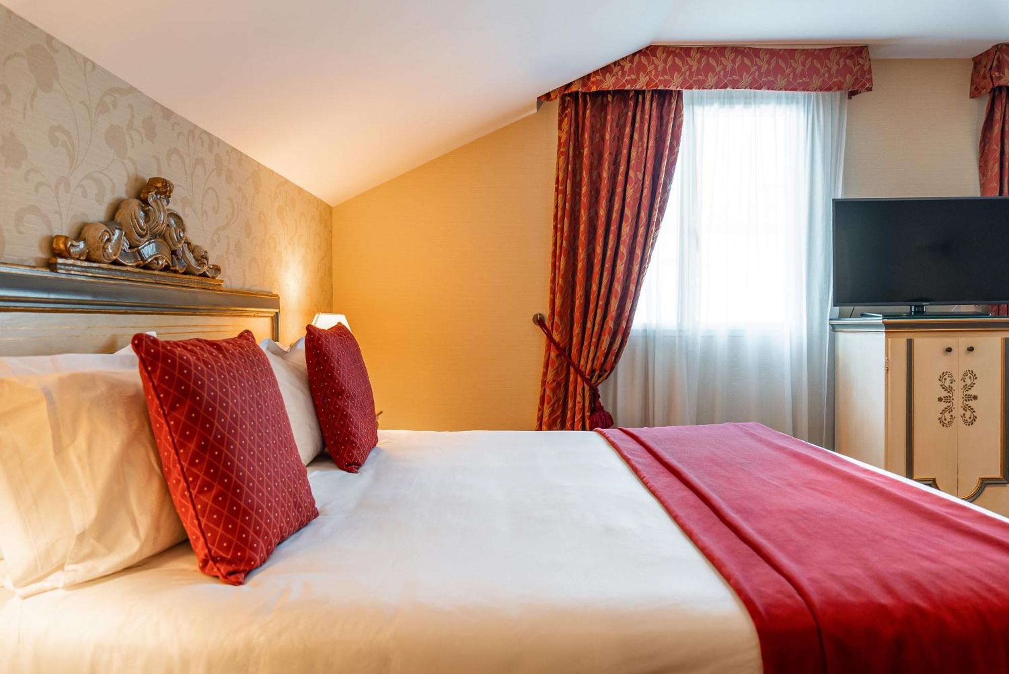 Beaumarchais 4* Paris