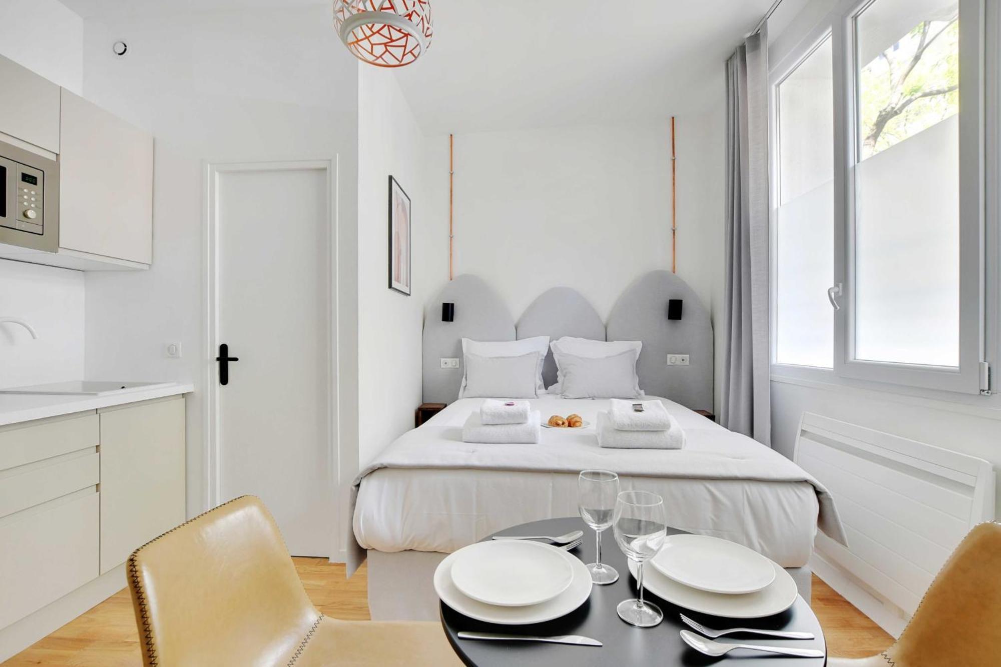 Apartment Des Poissonniers Paris