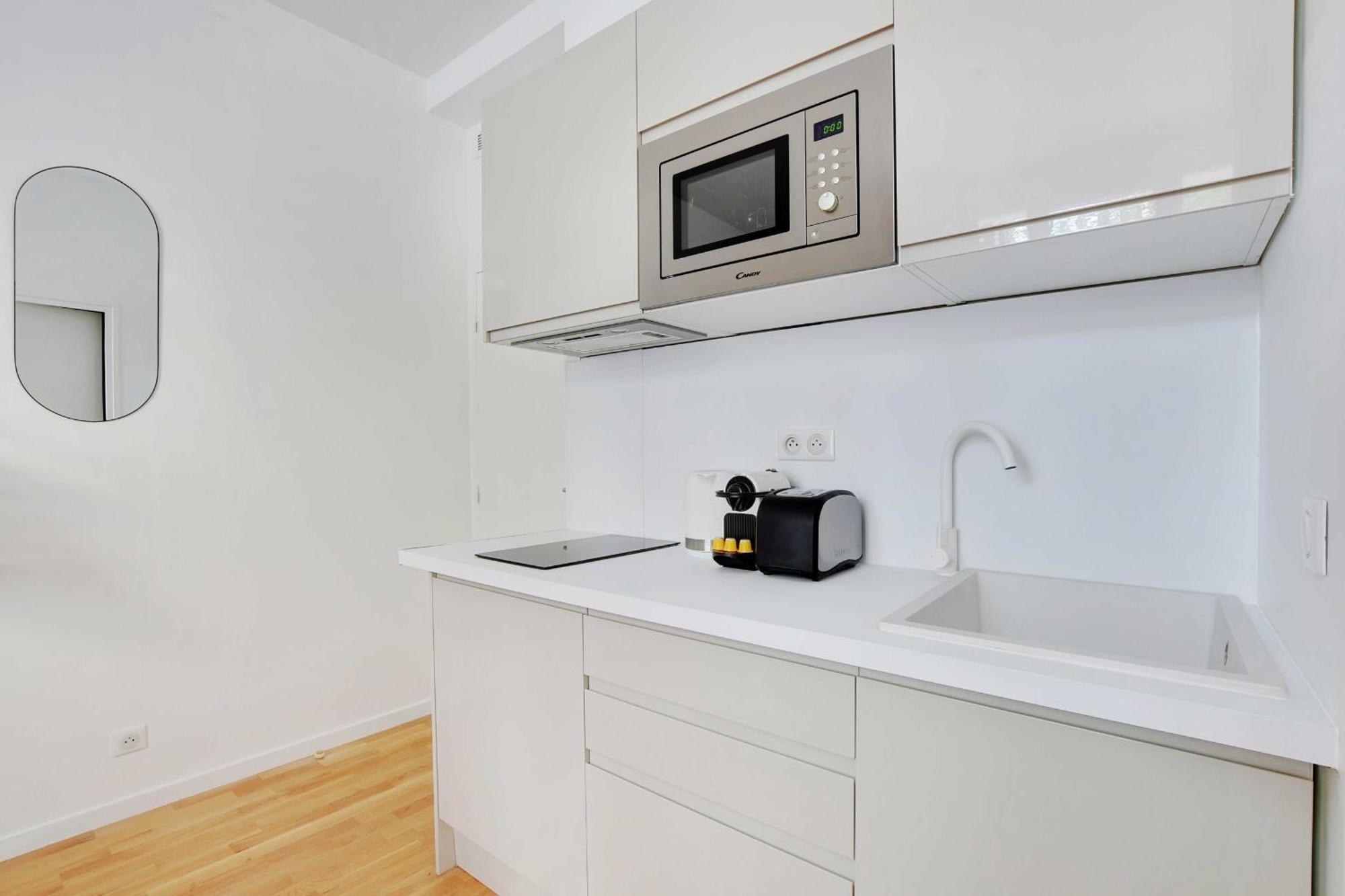 Apartment Des Poissonniers Paris